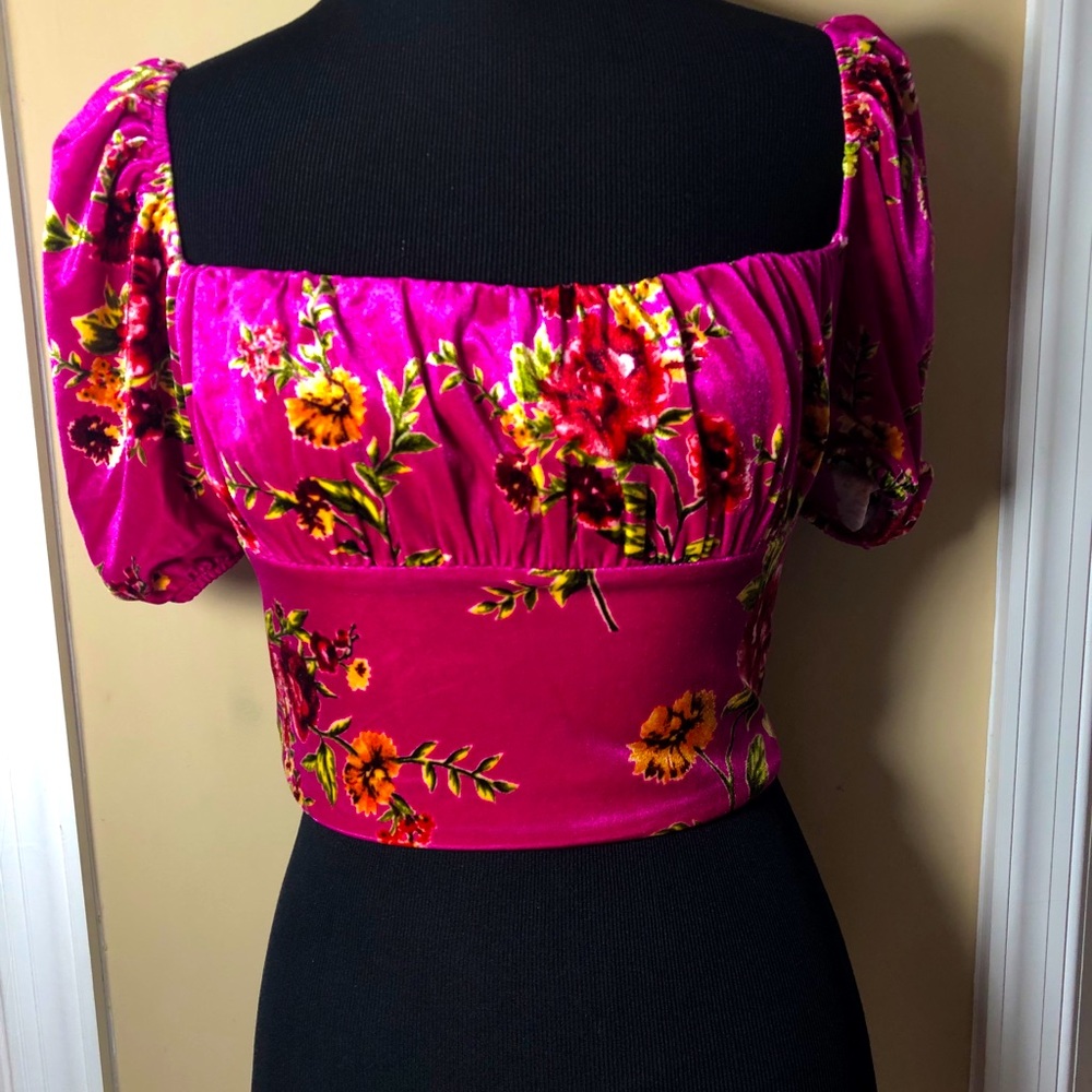 Forever21 Pink Floral Crop Top